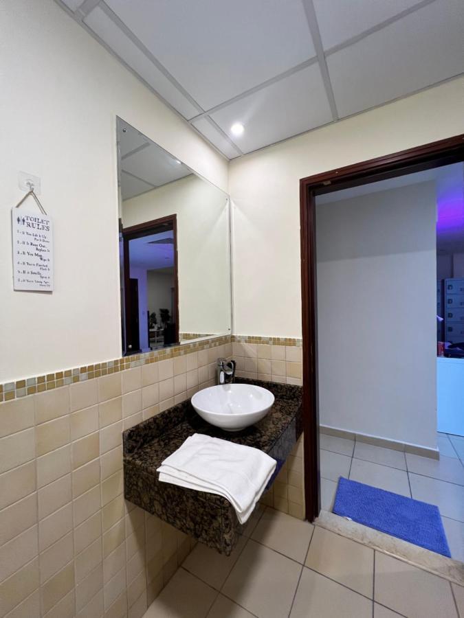 Robin Beach Hostel Jbr Dubai Luaran gambar